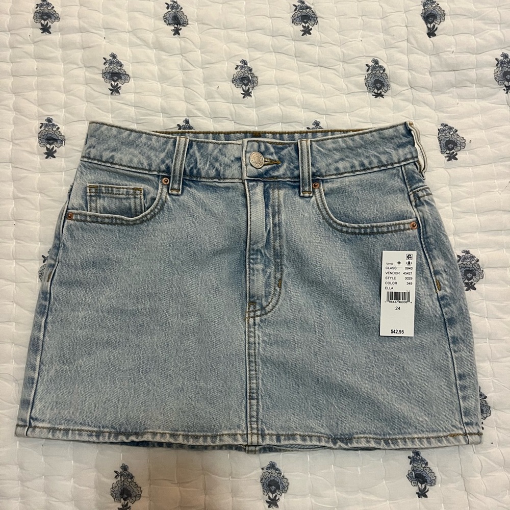 Pacsun Midrise Skirt